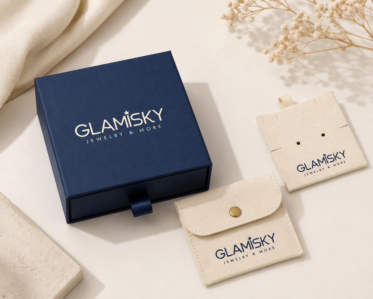 The picture glamisky.com shows when its homepage is shared